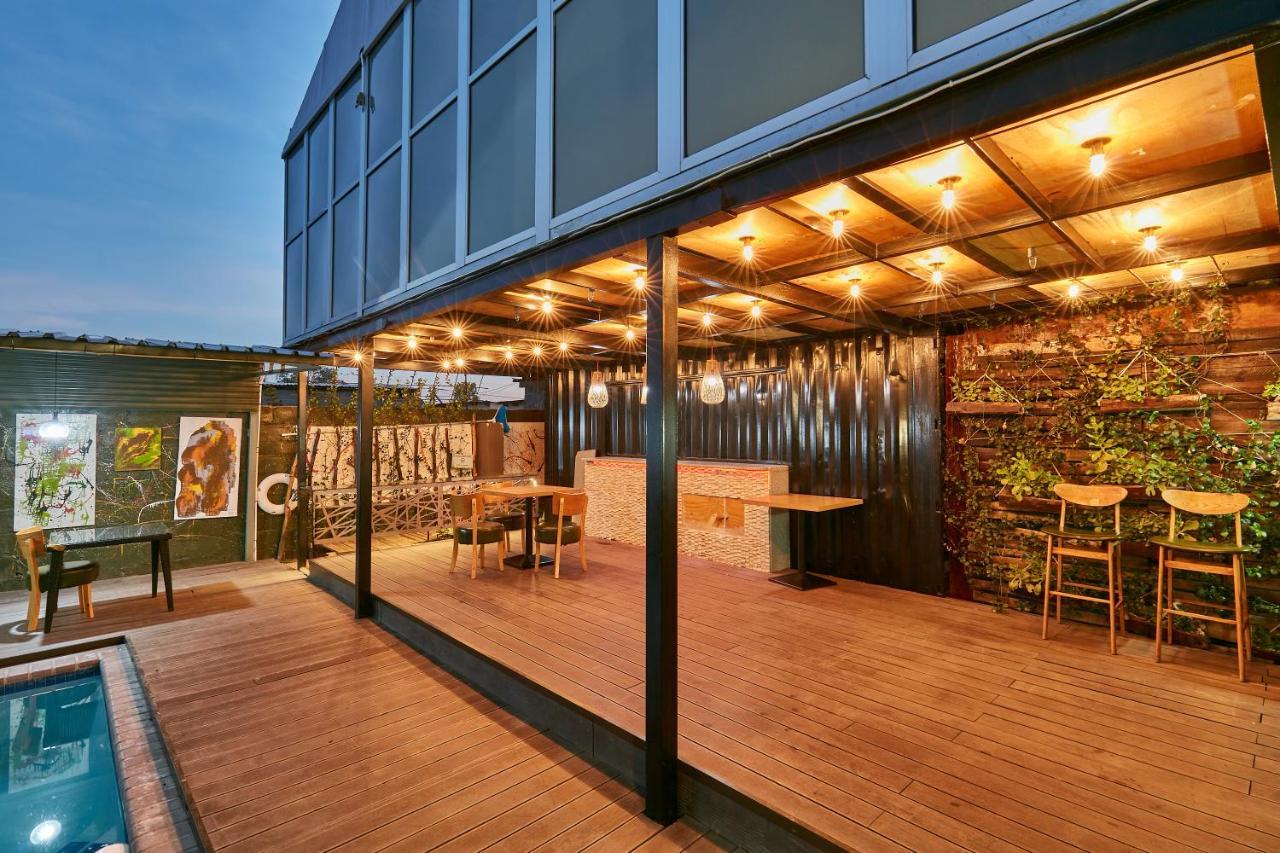Phudzi Hotel Letlhakane Екстер'єр фото